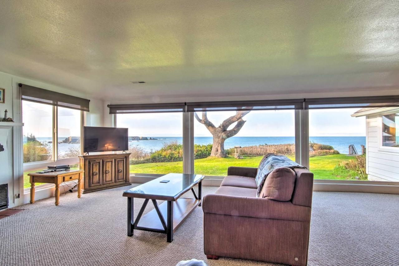 Cliffside Lighthouse Beach Home With Ocean View Coos Bay Extérieur photo