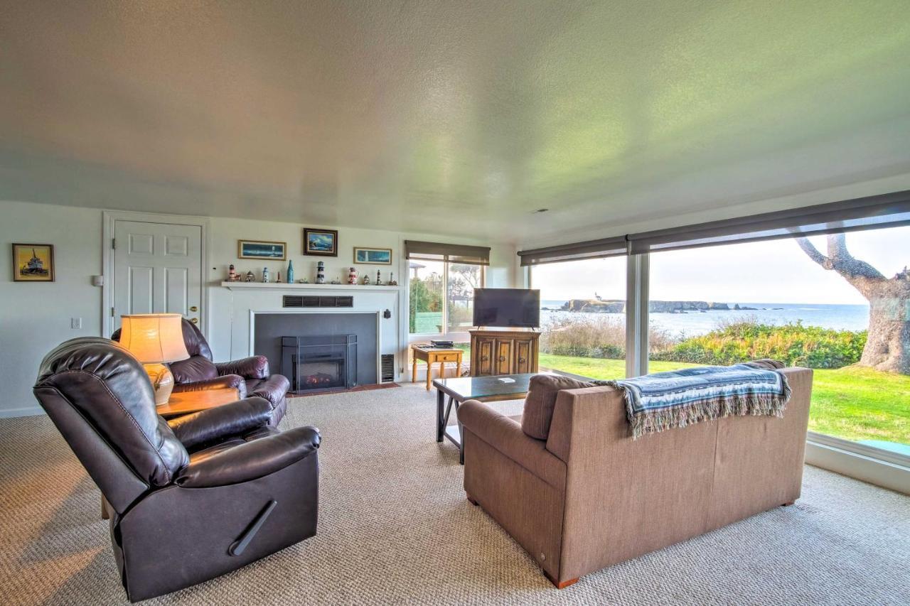 Cliffside Lighthouse Beach Home With Ocean View Coos Bay Extérieur photo